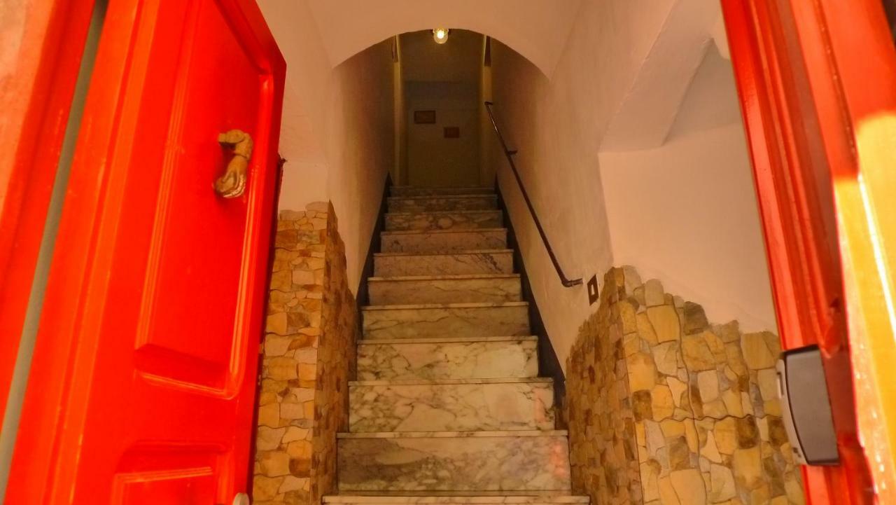 Guesthouse Bosa Di Giuseppe 外观 照片